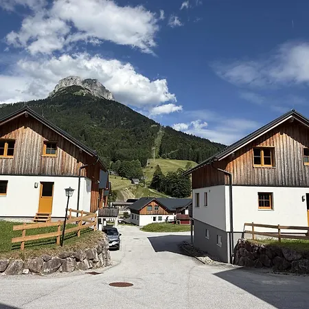 Chalet Hideaway Loser - 3 By Aa Homes