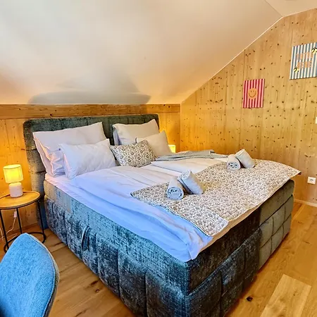 Chalet Hideaway Loser - 3 By Aa Homes Altaussee